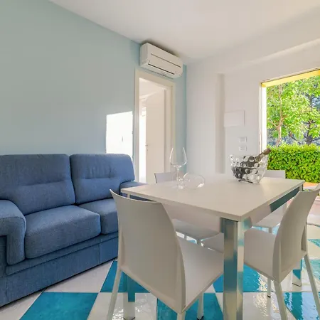 Apartment Stunning In With Kitchen